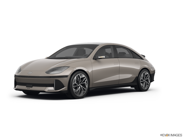 2023 Hyundai Ioniq 6 Long range RWD (18 inch Wheels)