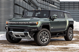 2023 GMC Hummer EV SUV 3X (Estimated Ratings)